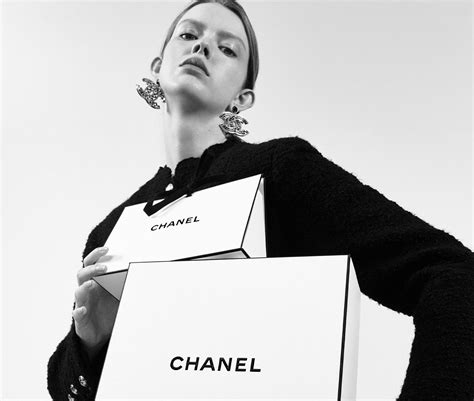 chanel afgeprijst|chanel website.